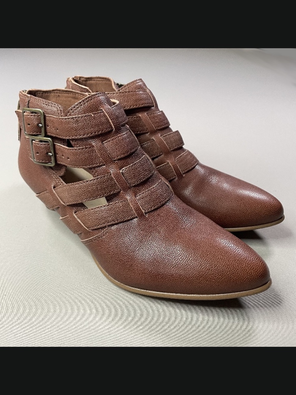NEW Clarks Shoes Womens 6.5 brown leather mena leather ankle boots boho indie